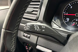 valkoinen Volkswagen Amarok 2018 kuva 20.