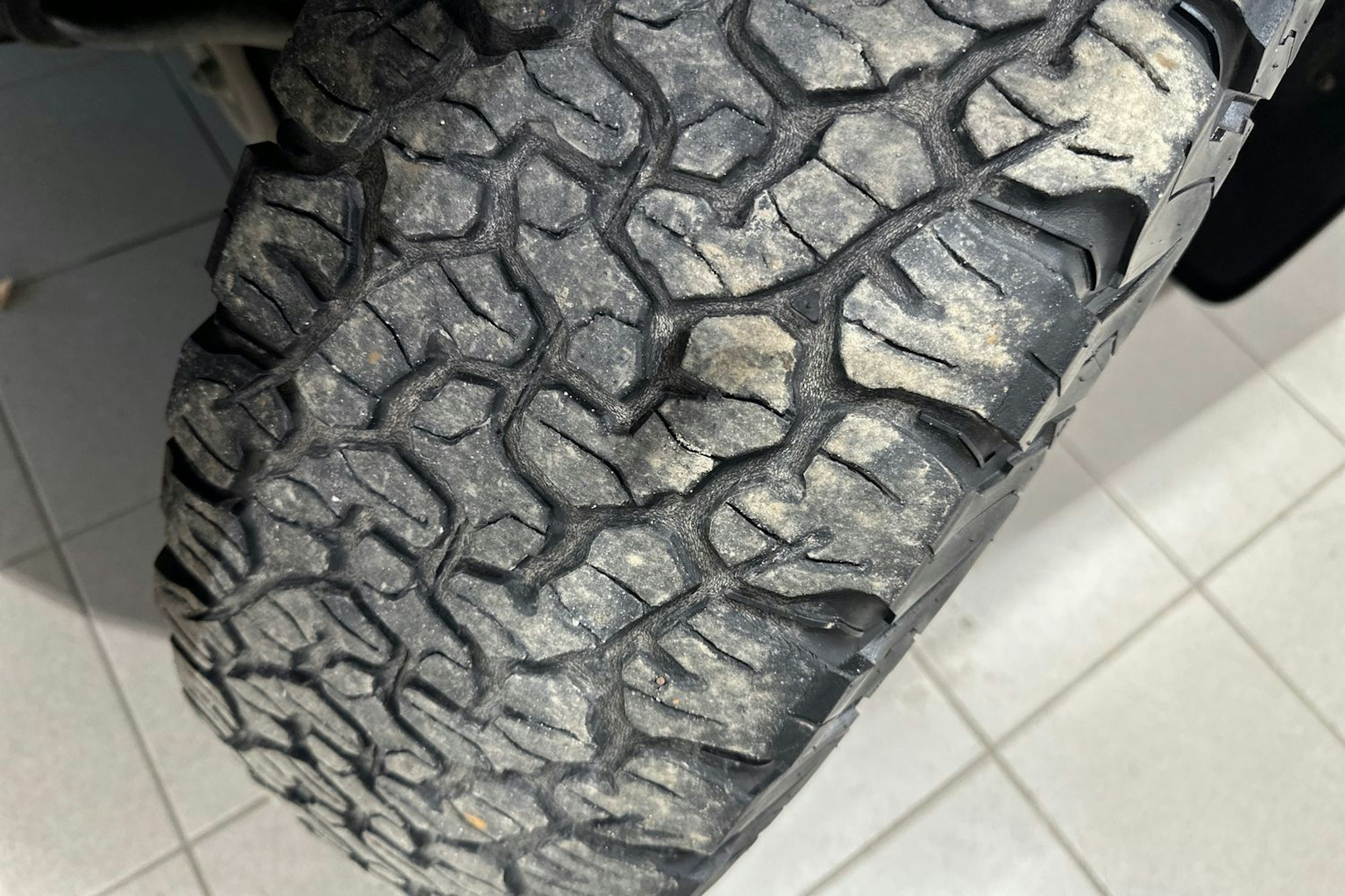 punainen Volkswagen Amarok 2018 kuva 13.