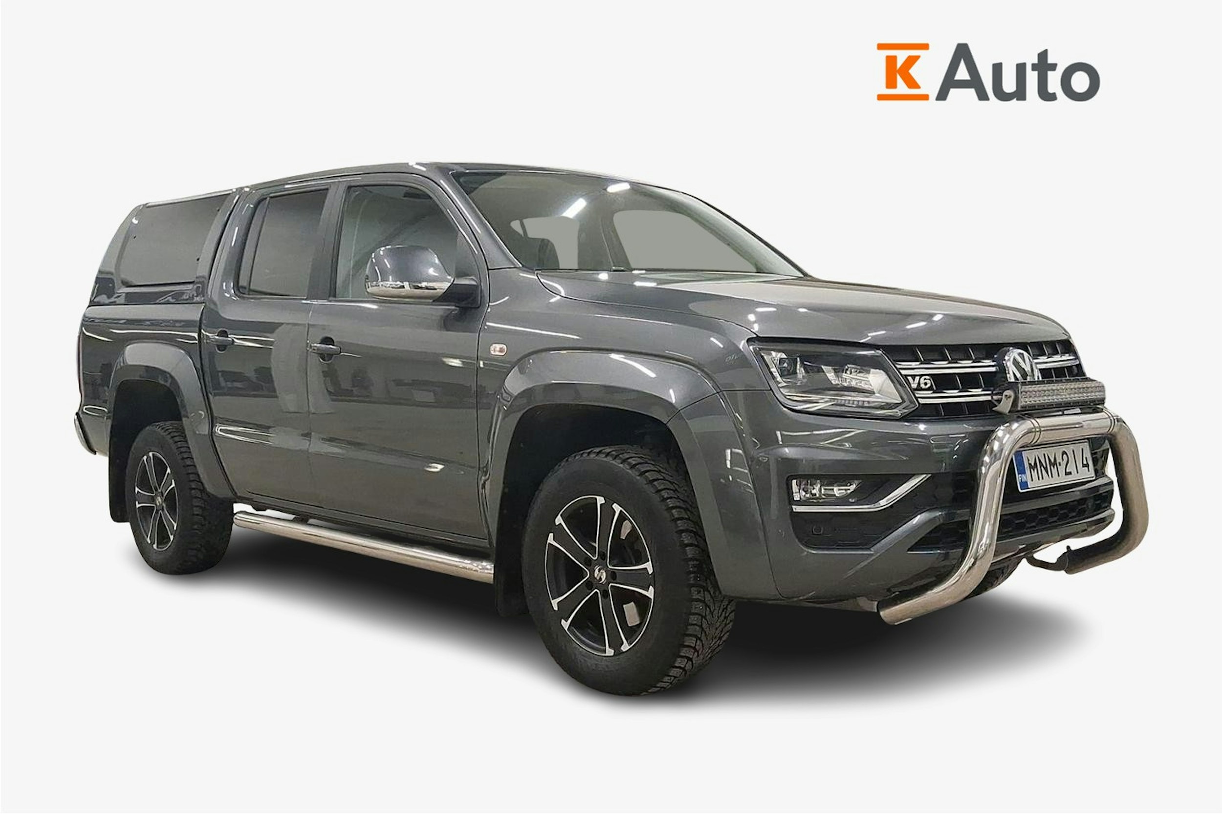 harmaa Volkswagen Amarok 2018 kuva 1.