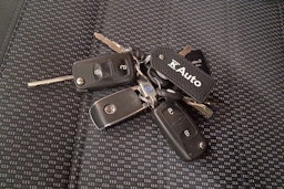 harmaa Volkswagen Amarok 2018 kuva 25.