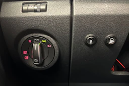 valkoinen Volkswagen Amarok 2018 kuva 18.
