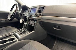 valkoinen Volkswagen Amarok 2018 kuva 26.