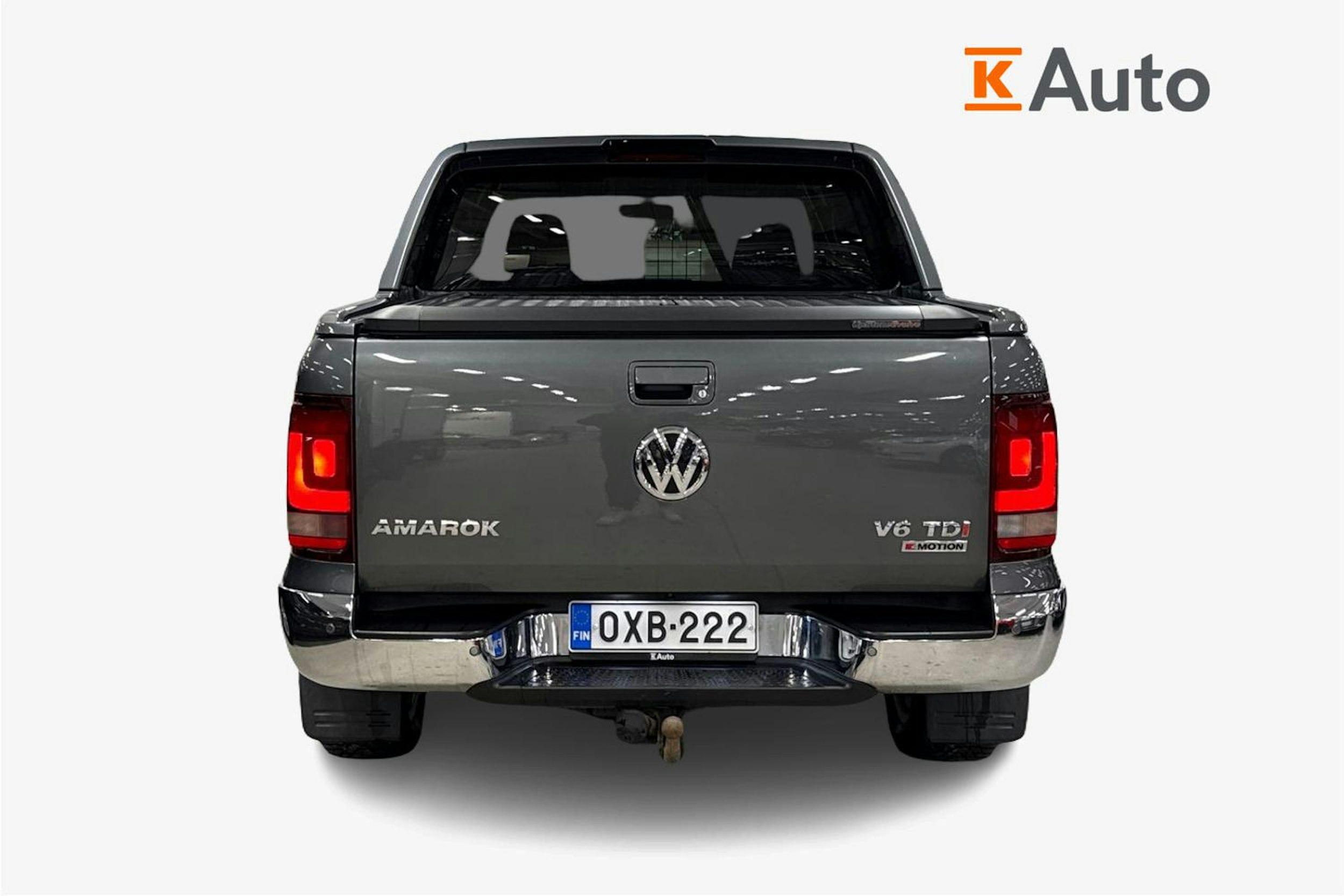 Harmaa Volkswagen Amarok 2018 kuva 4.