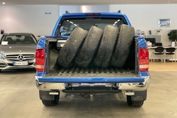 Sininen Volkswagen Amarok 2018 kuva 14.