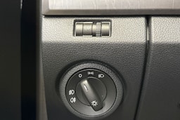 sininen Volkswagen Amarok 2018 kuva 14.
