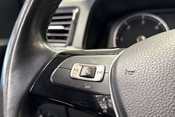 sininen Volkswagen Amarok 2018 kuva 15.