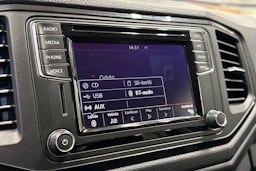 sininen Volkswagen Amarok 2018 kuva 20.