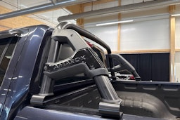 sininen Volkswagen Amarok 2018 kuva 28.