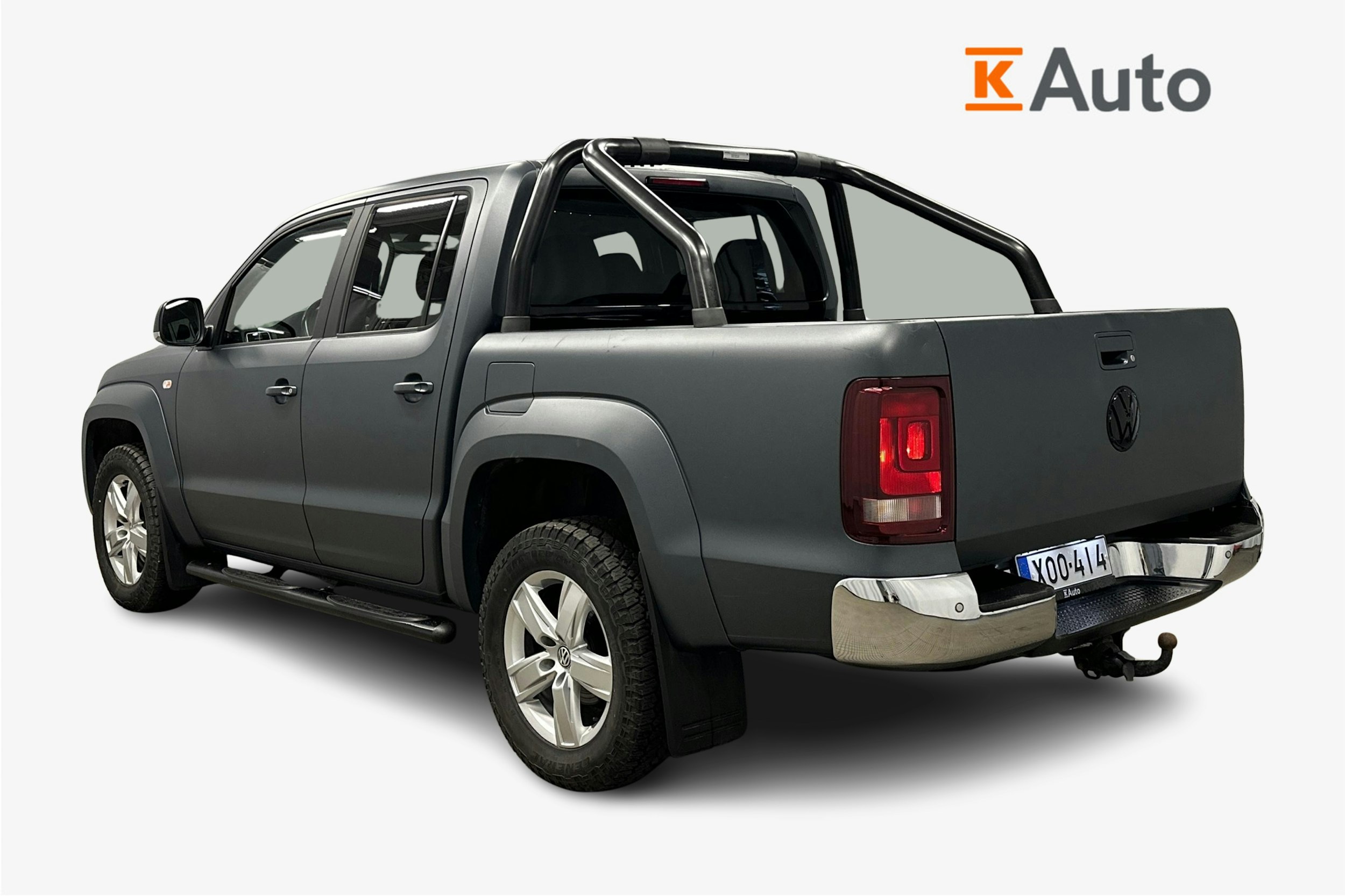 musta Volkswagen Amarok 2018 kuva 2.