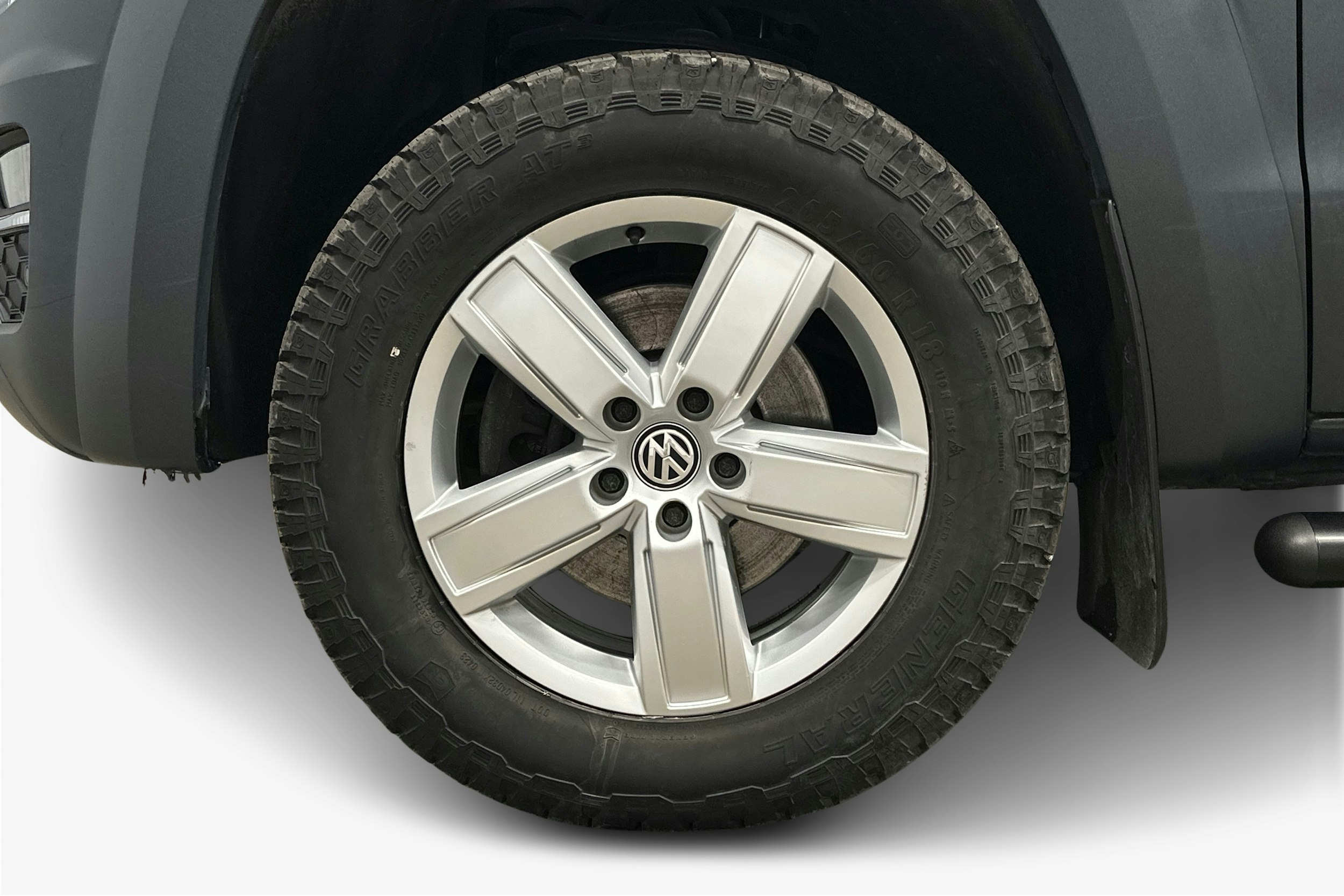 musta Volkswagen Amarok 2018 kuva 9.