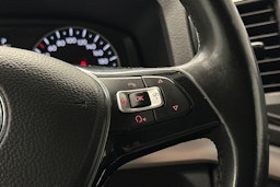 musta Volkswagen Amarok 2018 kuva 15.