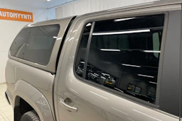 ruskea (beige) Volkswagen Amarok 2018 kuva 30.