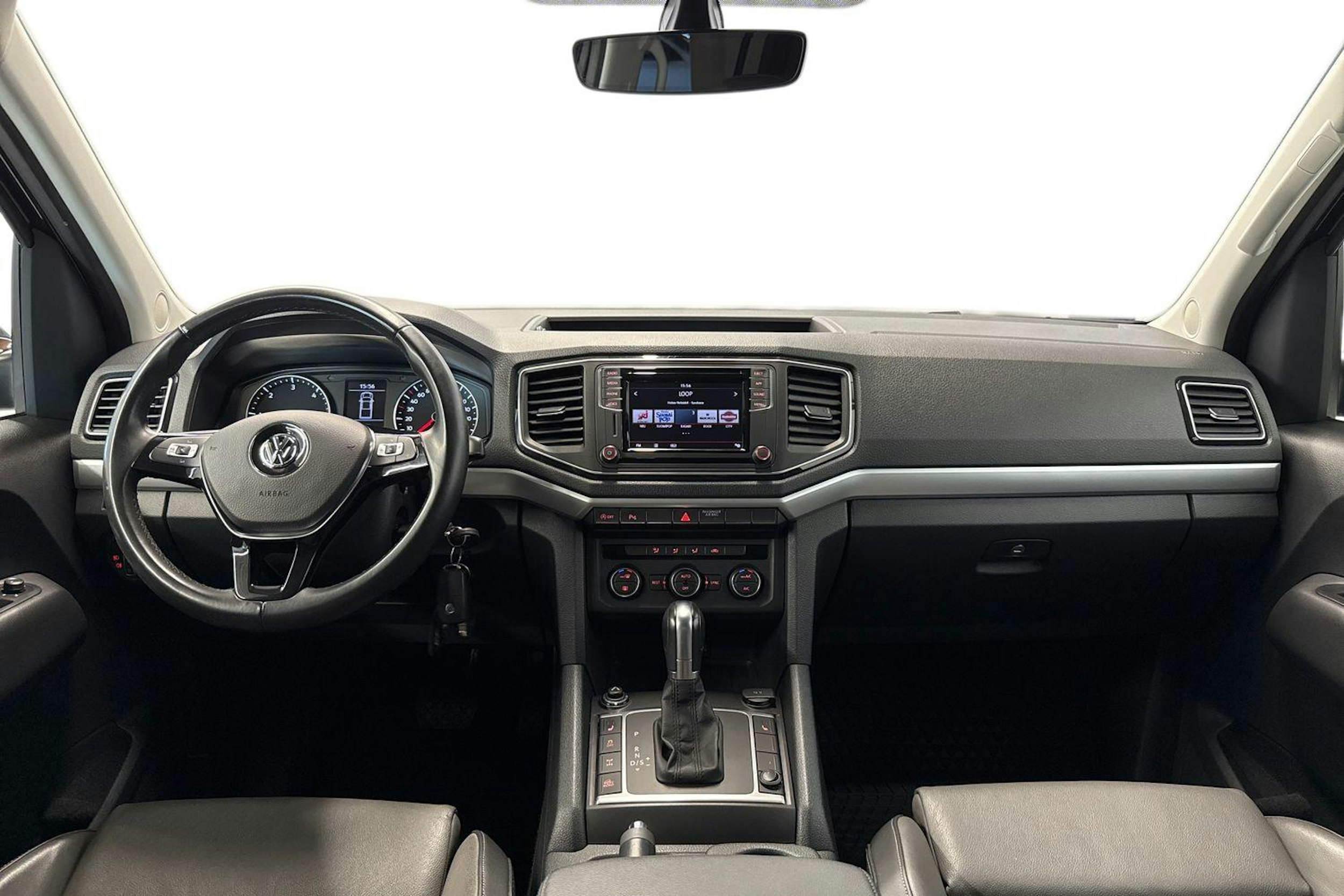 musta Volkswagen Amarok 2019 kuva 9.
