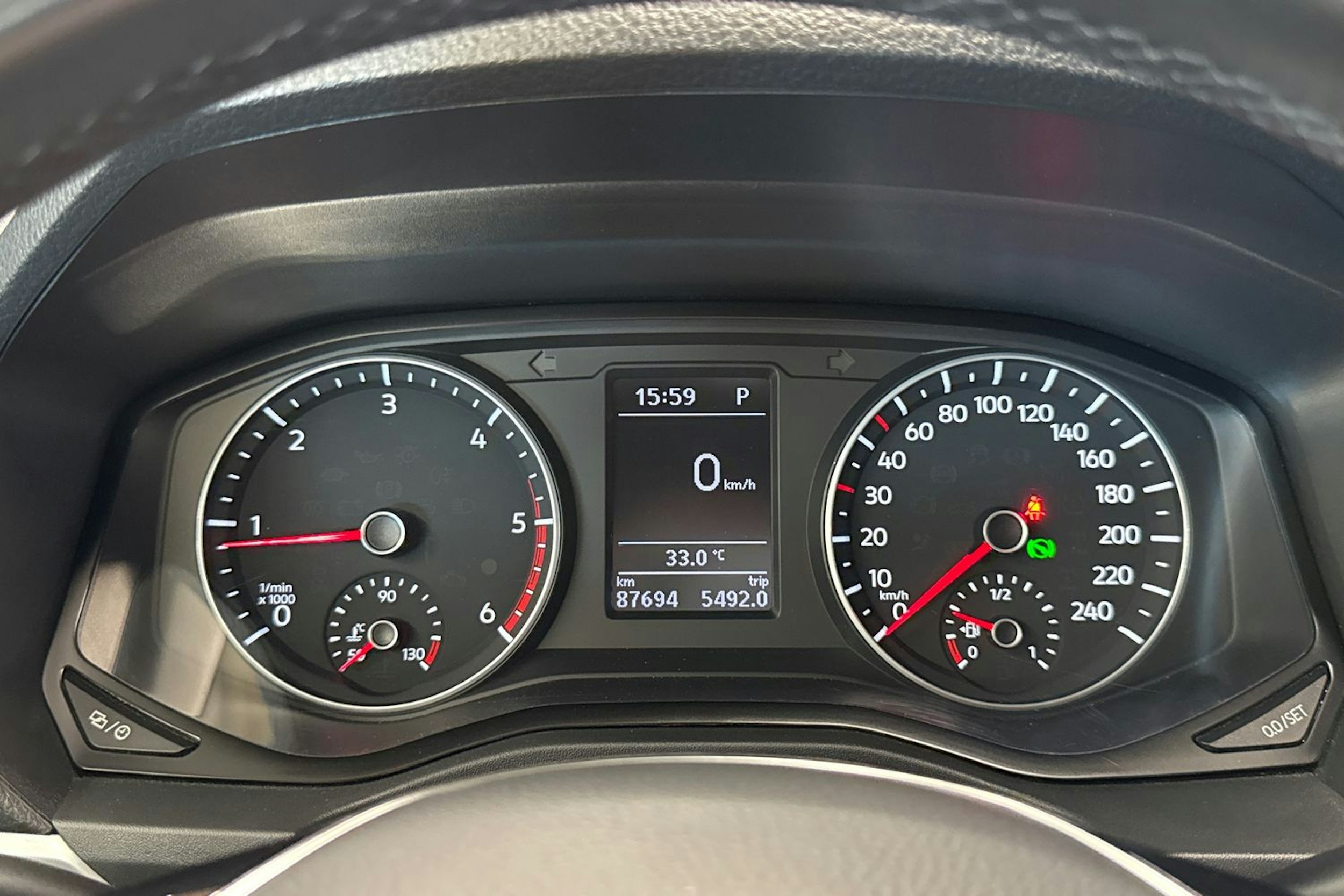 musta Volkswagen Amarok 2019 kuva 19.