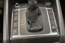 musta Volkswagen Amarok 2019 kuva 26.