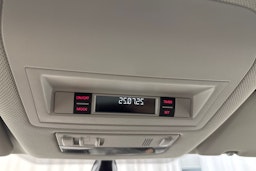 musta Volkswagen Amarok 2019 kuva 27.