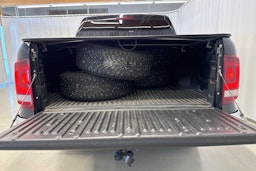 musta Volkswagen Amarok 2019 kuva 28.