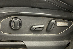 ruskea (beige) Volkswagen Amarok 2019 kuva 5.