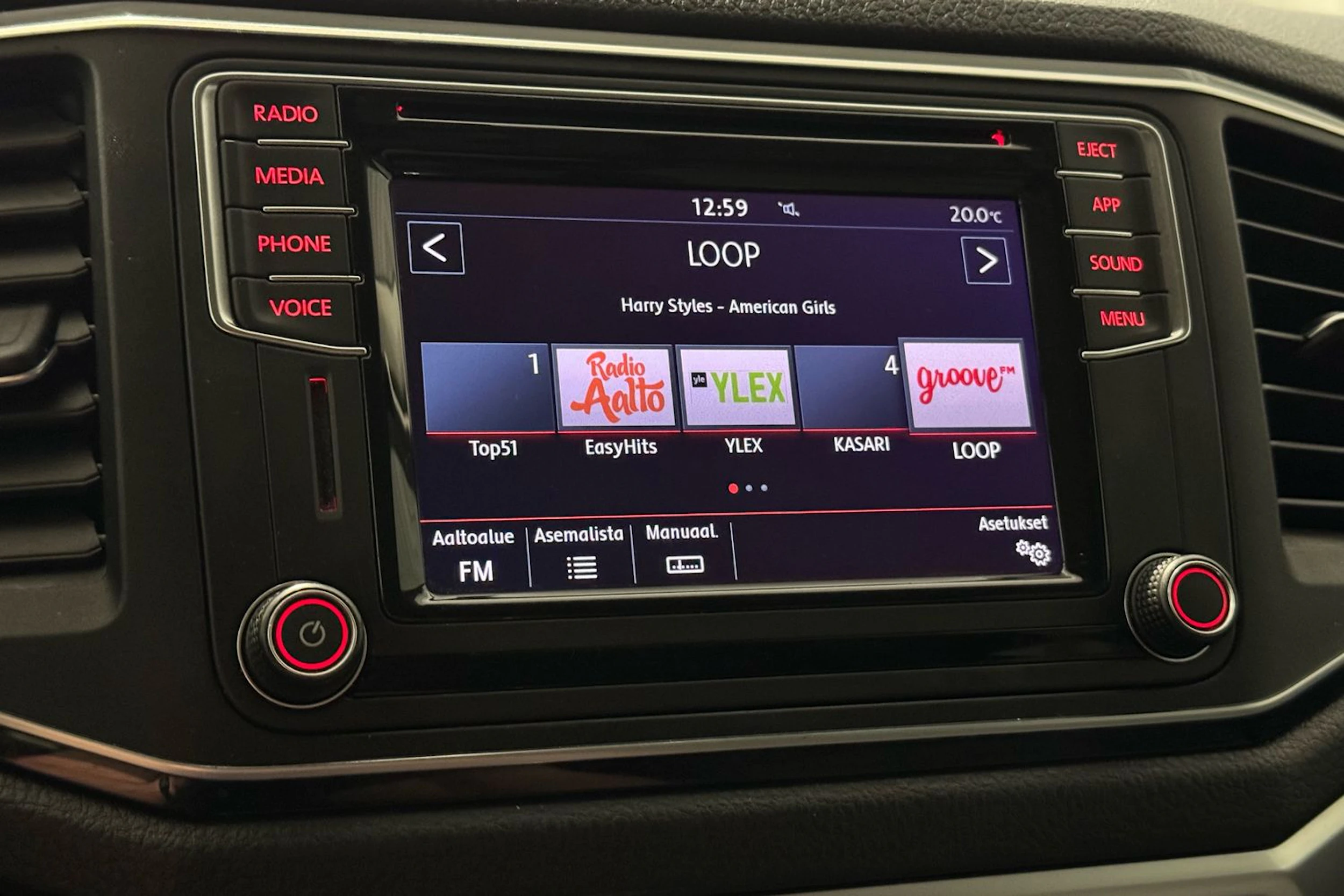 musta Volkswagen Amarok 2019 kuva 24.