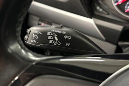 valkoinen Volkswagen Amarok 2019 kuva 19.
