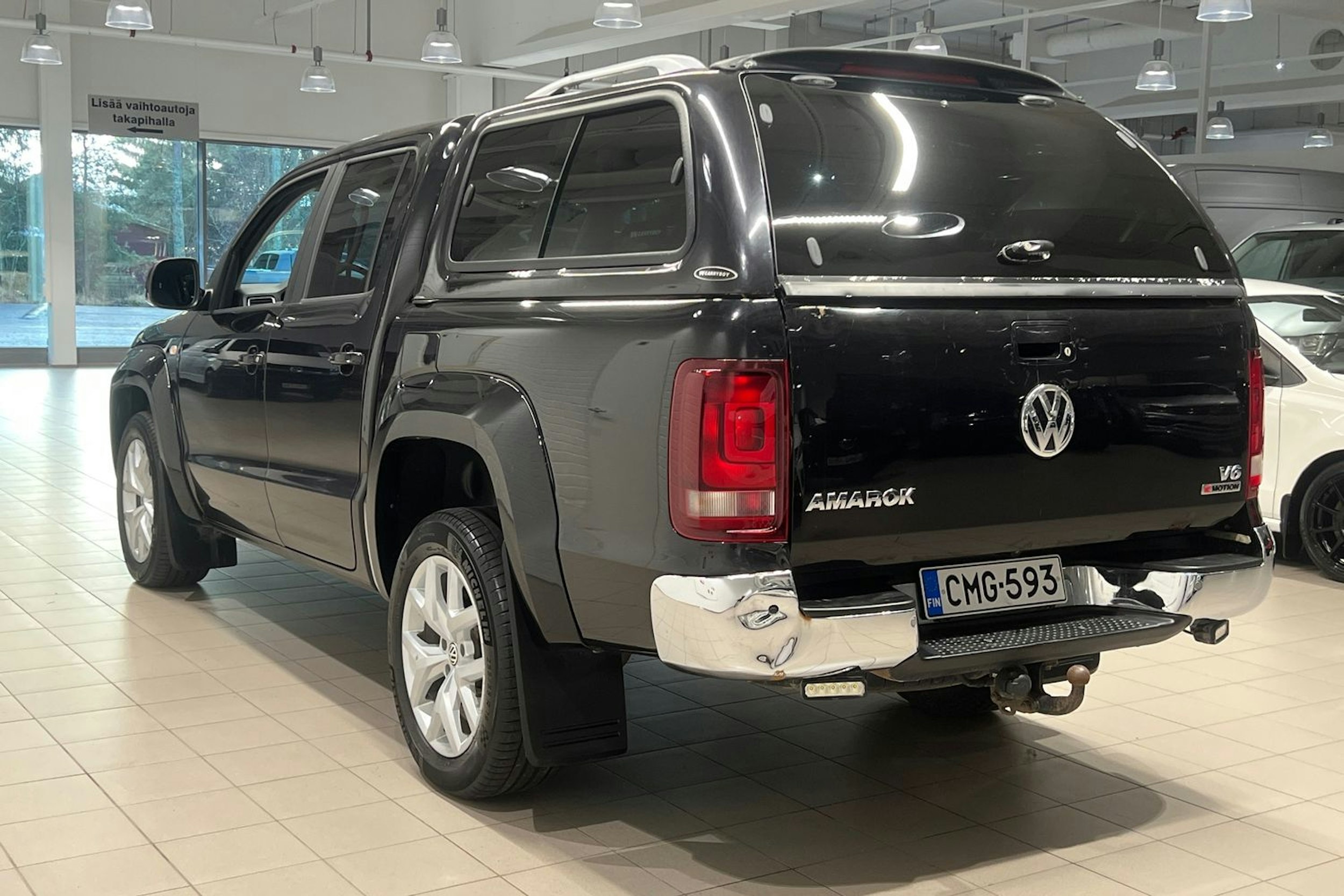 Musta Volkswagen Amarok 2019 kuva 24.