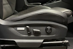 Musta Volkswagen Amarok 2019 kuva 30.