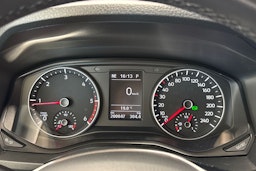 punainen Volkswagen Amarok 2019 kuva 17.