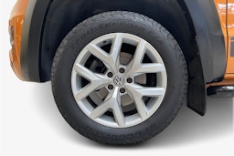 oranssi Volkswagen Amarok 2019 kuva 11.