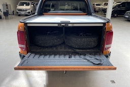 oranssi Volkswagen Amarok 2019 kuva 15.