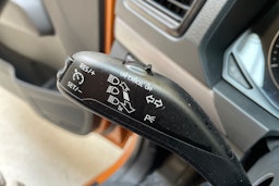 oranssi Volkswagen Amarok 2019 kuva 19.