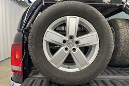 musta Volkswagen Amarok 2019 kuva 26.