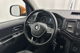 oranssi Volkswagen Amarok 2019 kuva 10.