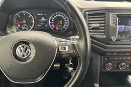 oranssi Volkswagen Amarok 2019 kuva 12.