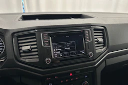 oranssi Volkswagen Amarok 2019 kuva 18.