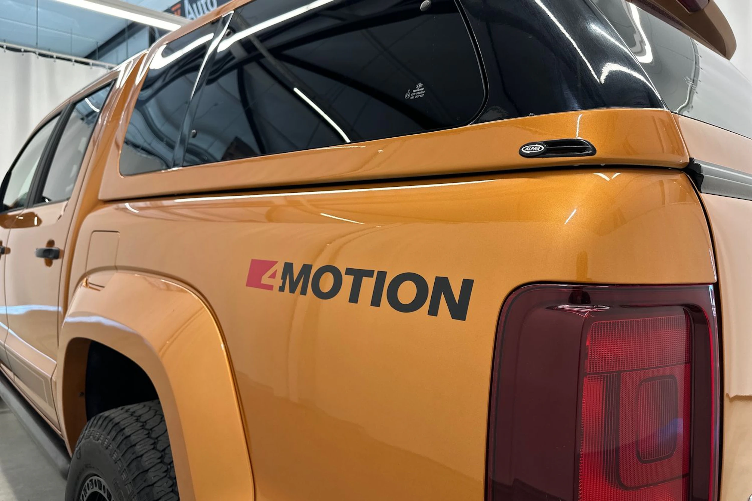 oranssi Volkswagen Amarok 2019 kuva 26.