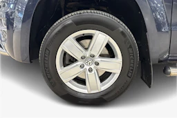 Sininen Volkswagen Amarok 2019 kuva 12.
