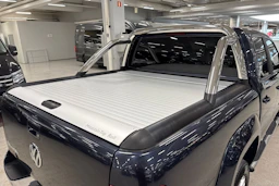 Sininen Volkswagen Amarok 2019 kuva 17.