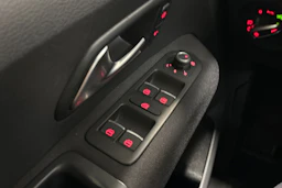 Sininen Volkswagen Amarok 2019 kuva 18.