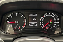 Sininen Volkswagen Amarok 2019 kuva 23.