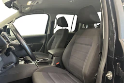 musta Volkswagen Amarok 2019 kuva 8.