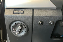 musta Volkswagen Amarok 2019 kuva 15.