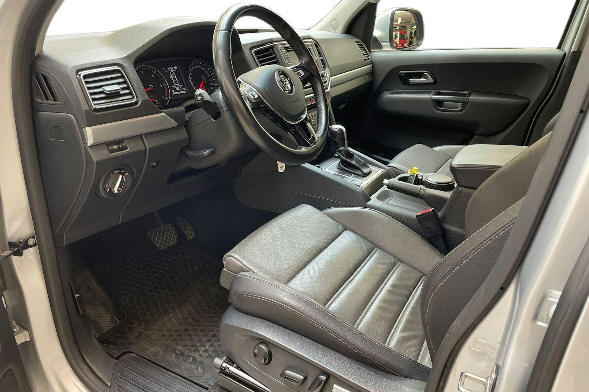 hopea Volkswagen Amarok 2019 kuva 3.