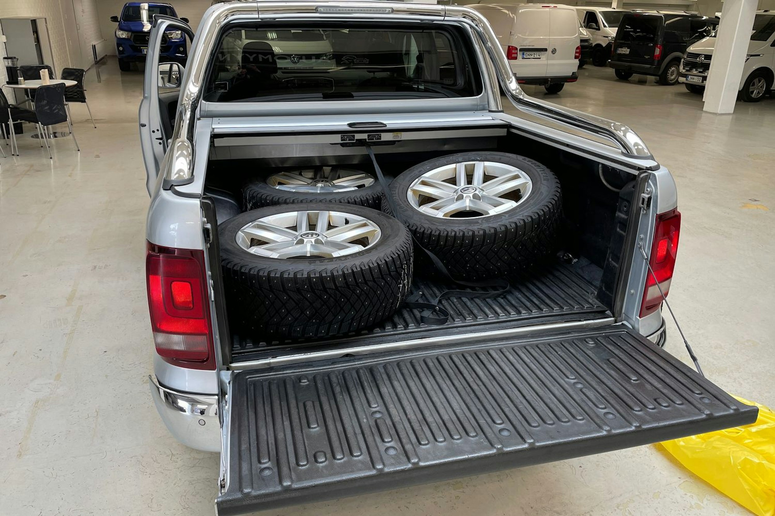 hopea Volkswagen Amarok 2019 kuva 15.