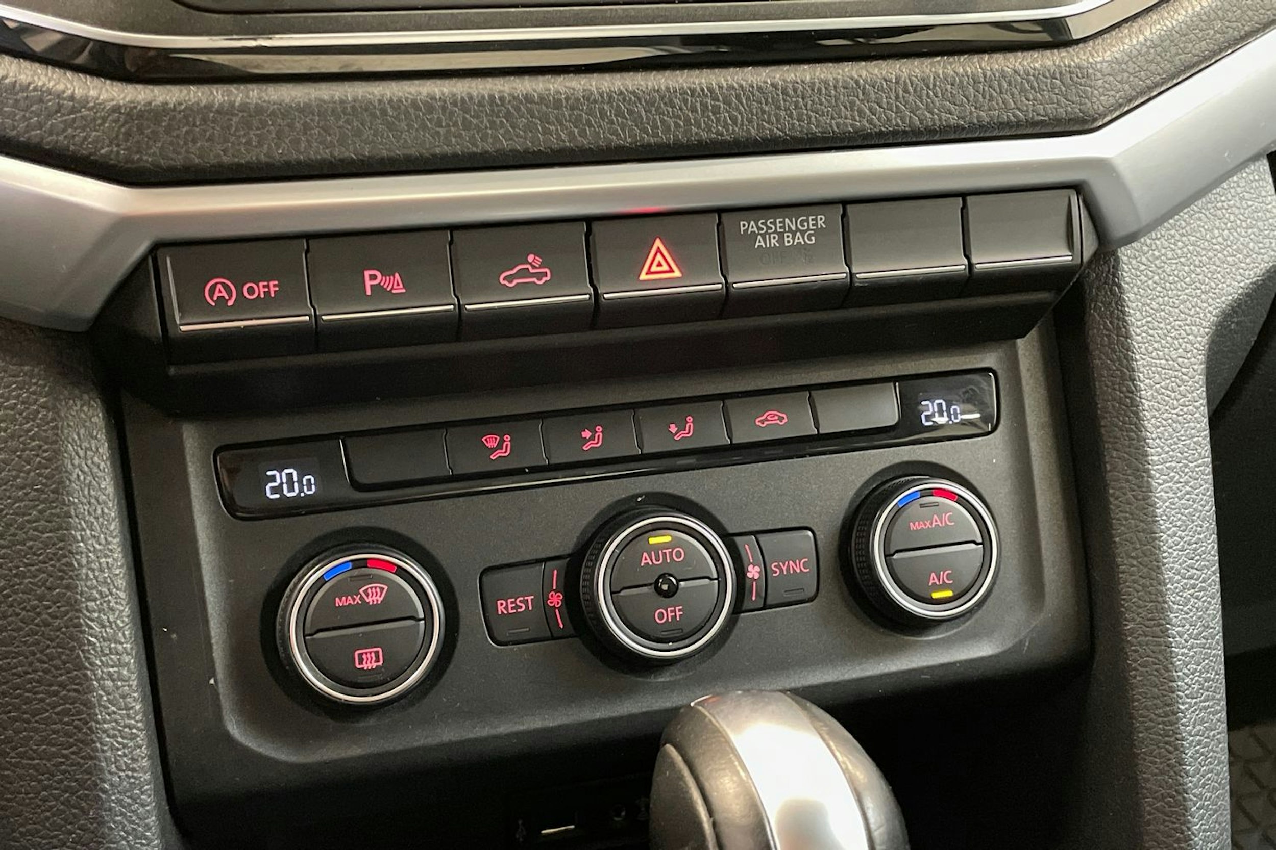 hopea Volkswagen Amarok 2019 kuva 21.