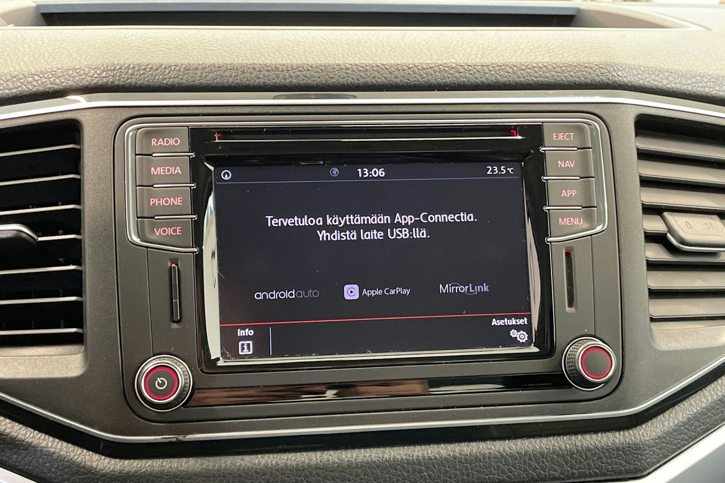 hopea Volkswagen Amarok 2019 kuva 25.