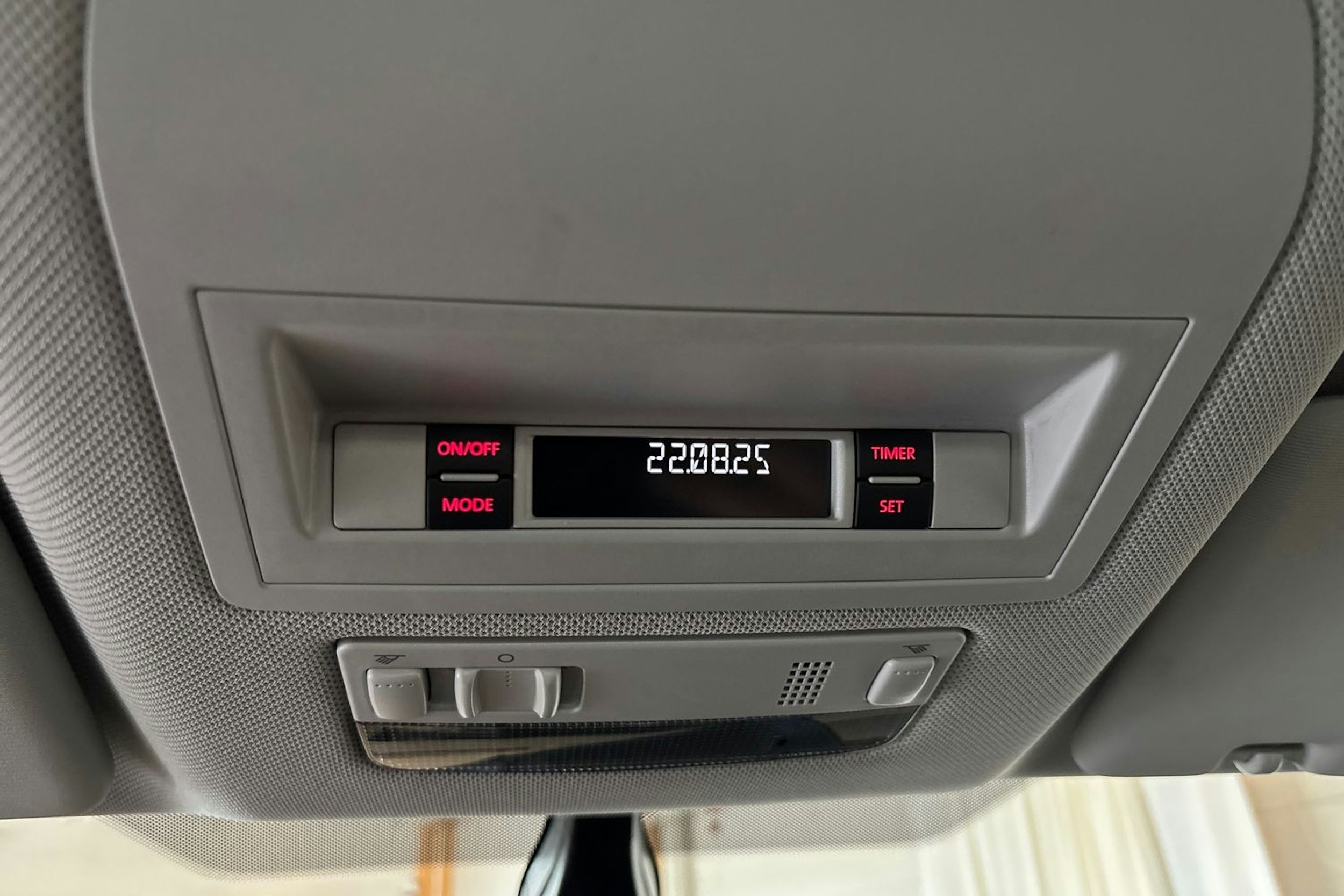 musta Volkswagen Amarok 2019 kuva 18.