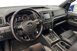 sininen Volkswagen Amarok 2019 kuva 7.