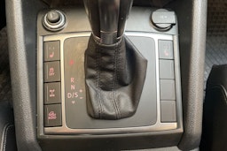 musta Volkswagen Amarok 2019 kuva 24.