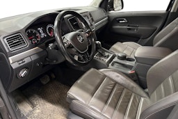 musta Volkswagen Amarok 2020 kuva 3.