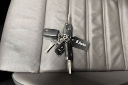 musta Volkswagen Amarok 2020 kuva 26.